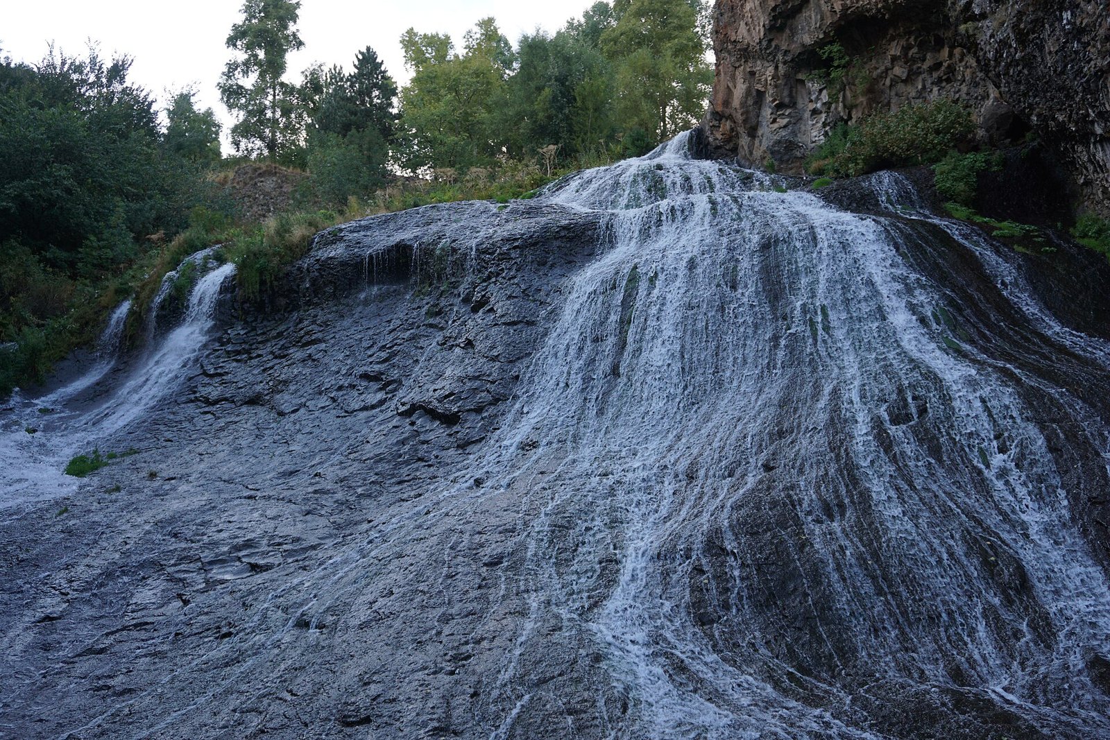 Jermuk Armenia and Vayots Dzor: Spa Town, Waterfall, Passes